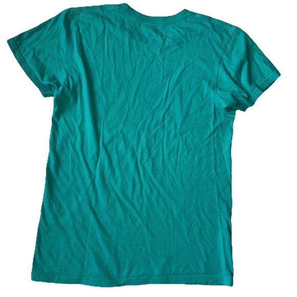 Disney World Resort T-Shirt Women's Size S Green Spellout Logo Crew Neck - Picture 2 of 4